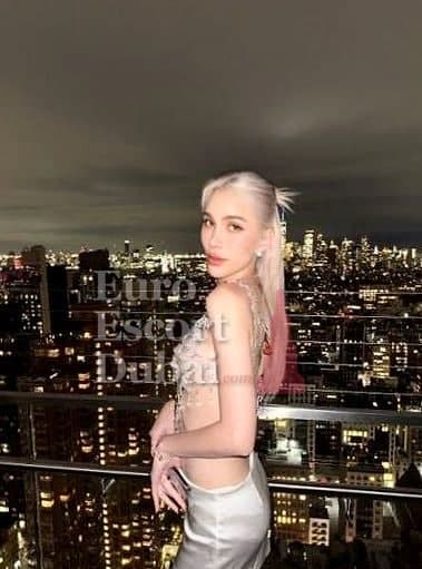 Bora, 27, escort in Ajman — 174 cm, blonde hair (photo 12 of 13)