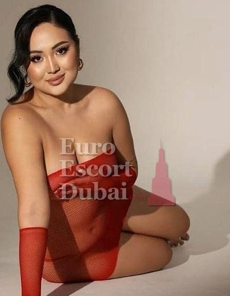 Umida, 26, escort in Dubai — black hair, Kazakh (photo 10 of 13)