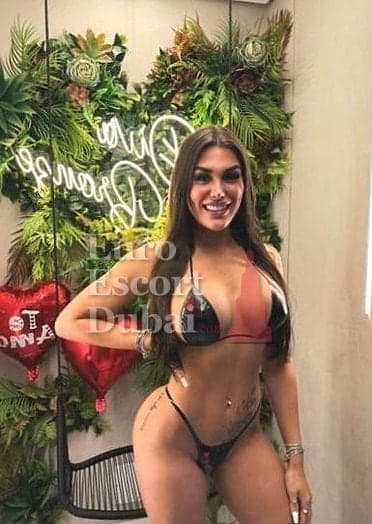 Nathalia, 22, escort in Dubai — Colombian, 176 cm (photo 8 of 13)