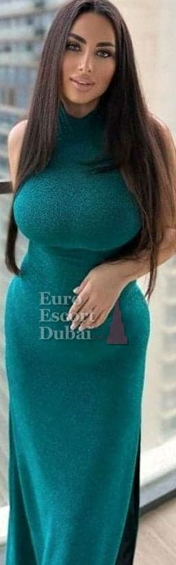 Yesenia, 24, escort in Dubai — 175 cm, black hair (photo 6 of 13)