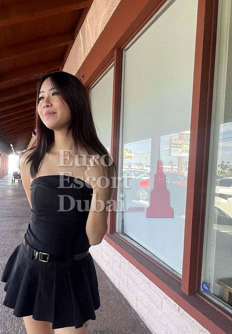 Busaba, 25, escort in Dubai — black hair, 168 cm (photo 3 of 8)