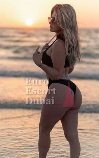 Kate, 31, escort in Abu Dhabi — 161 cm, blonde hair (photo 3 of 9)