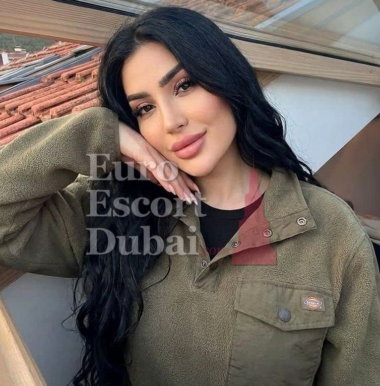 Saltanat, 23, escort in Dubai — brown hair, Kazakh (photo 10 of 13)