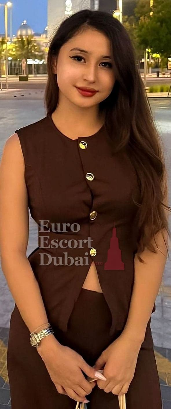 Zhansaya, 22, escort in Dubai — Turkmen, 168 cm (photo 8 of 13)