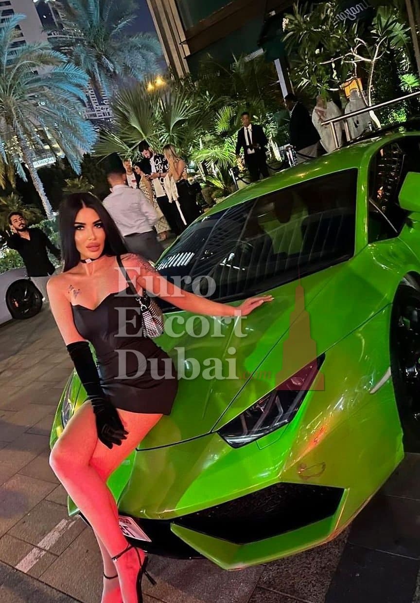 Bethany, 27, escort in Ajman — 167 cm, blonde hair (photo 2 of 10)