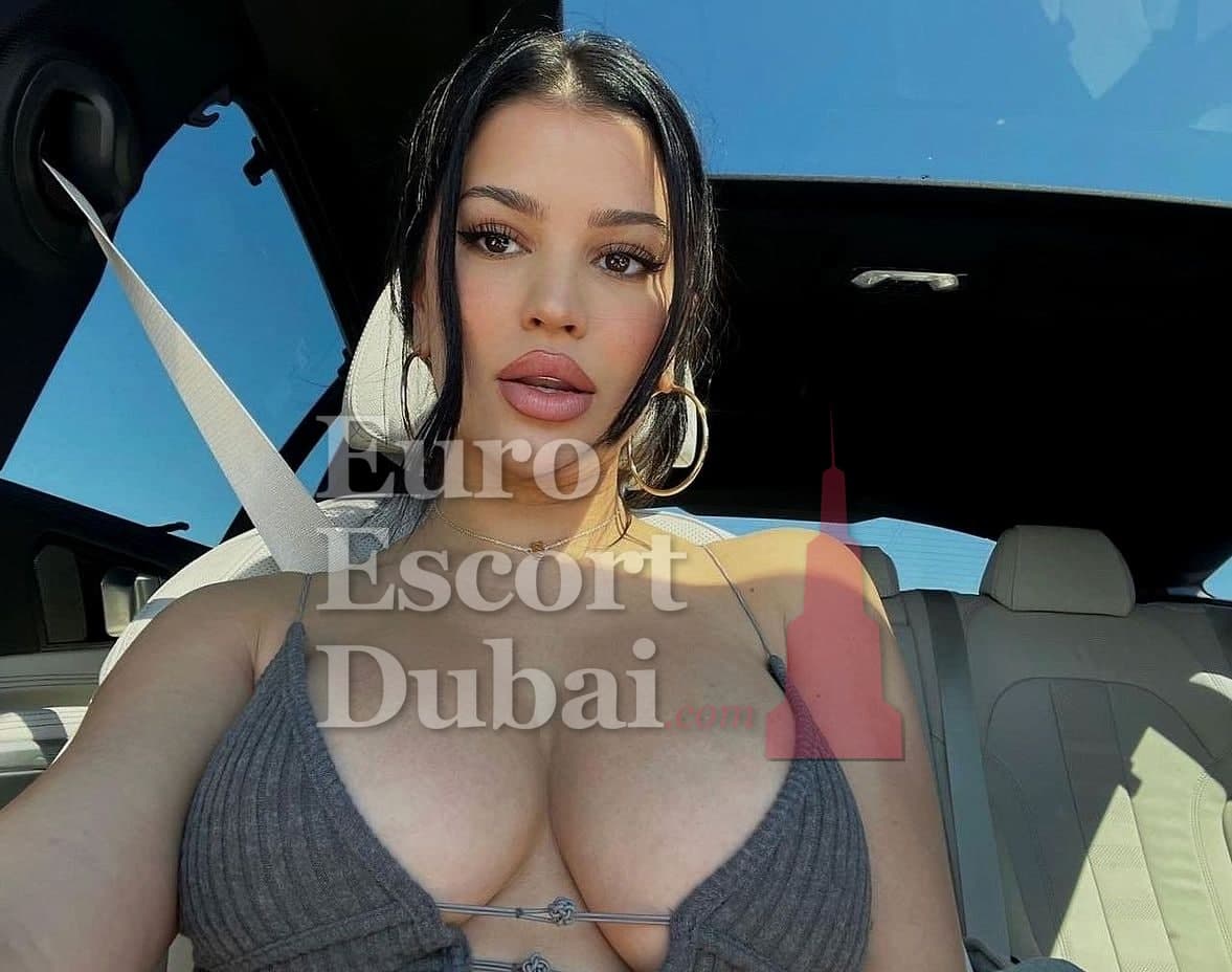 Francine, 31, escort in Dubai — blonde hair, 160 cm (photo 1 of 10)