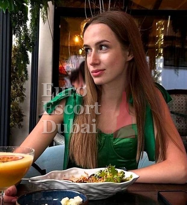 Lyudmila, 24, escort in Dubai — brown hair, Belarusian (photo 7 of 13)