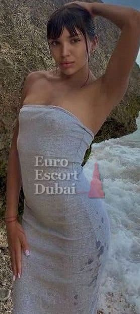 Milena, 22, escort in Dubai — black hair, Russian (photo 7 of 13)