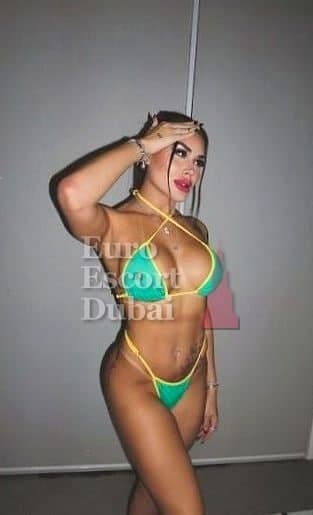 Nathalia, 22, escort in Dubai — Colombian, 176 cm (photo 11 of 13)