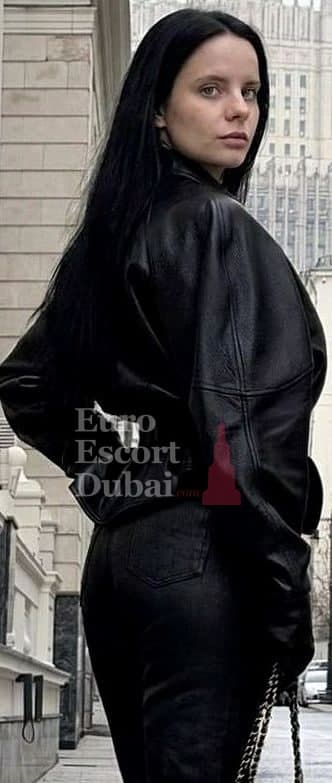 Kristyna, 25, escort in Dubai — black hair, Belarusian (photo 10 of 13)