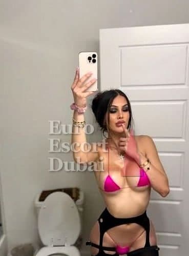 Adriele, 20, escort in Fujairah — black hair, Brazilian (photo 10 of 13)