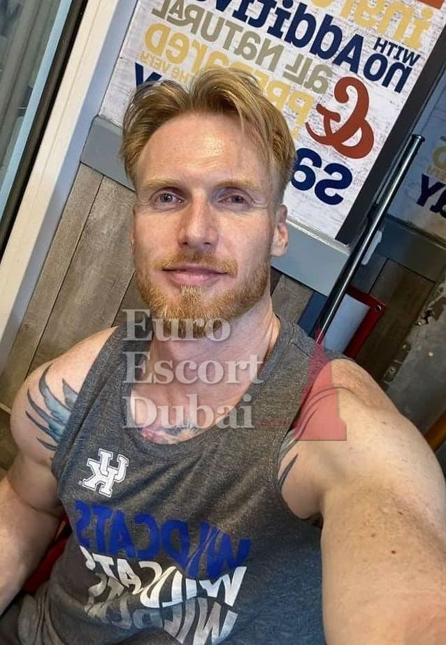 Gavin, 37, escort in Dubai — blonde hair, 180 cm (photo 13 of 13)