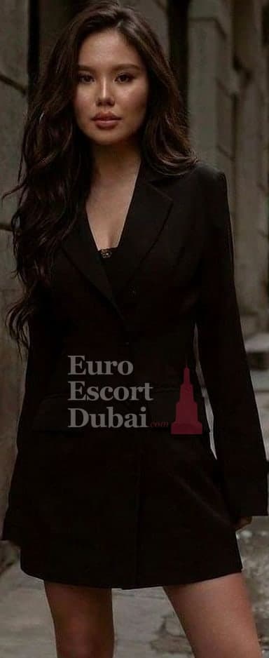 Gulnara, 22, escort in Dubai — 163 cm, brown hair (photo 6 of 13)