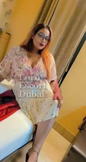 Chandni, 23, escort in Dubai — 167 cm, brown hair (photo 6 of 13)