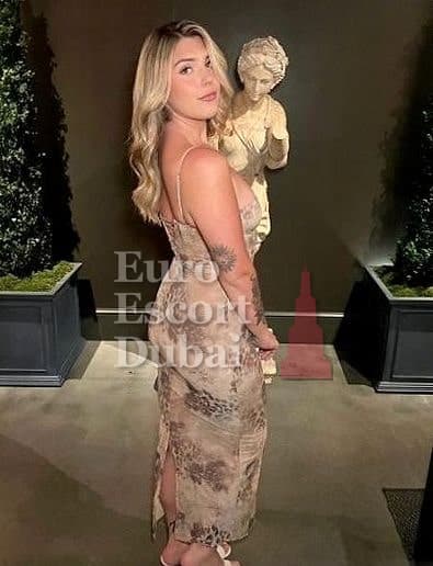 Yeva, 21, escort in Abu Dhabi — 176 cm, brown hair (photo 6 of 13)
