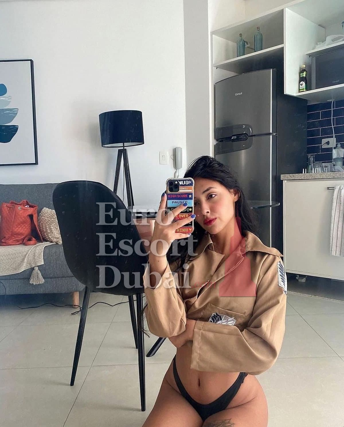 Iulia, 29, escort in Dubai — Czech, 176 cm (photo 5 of 5)