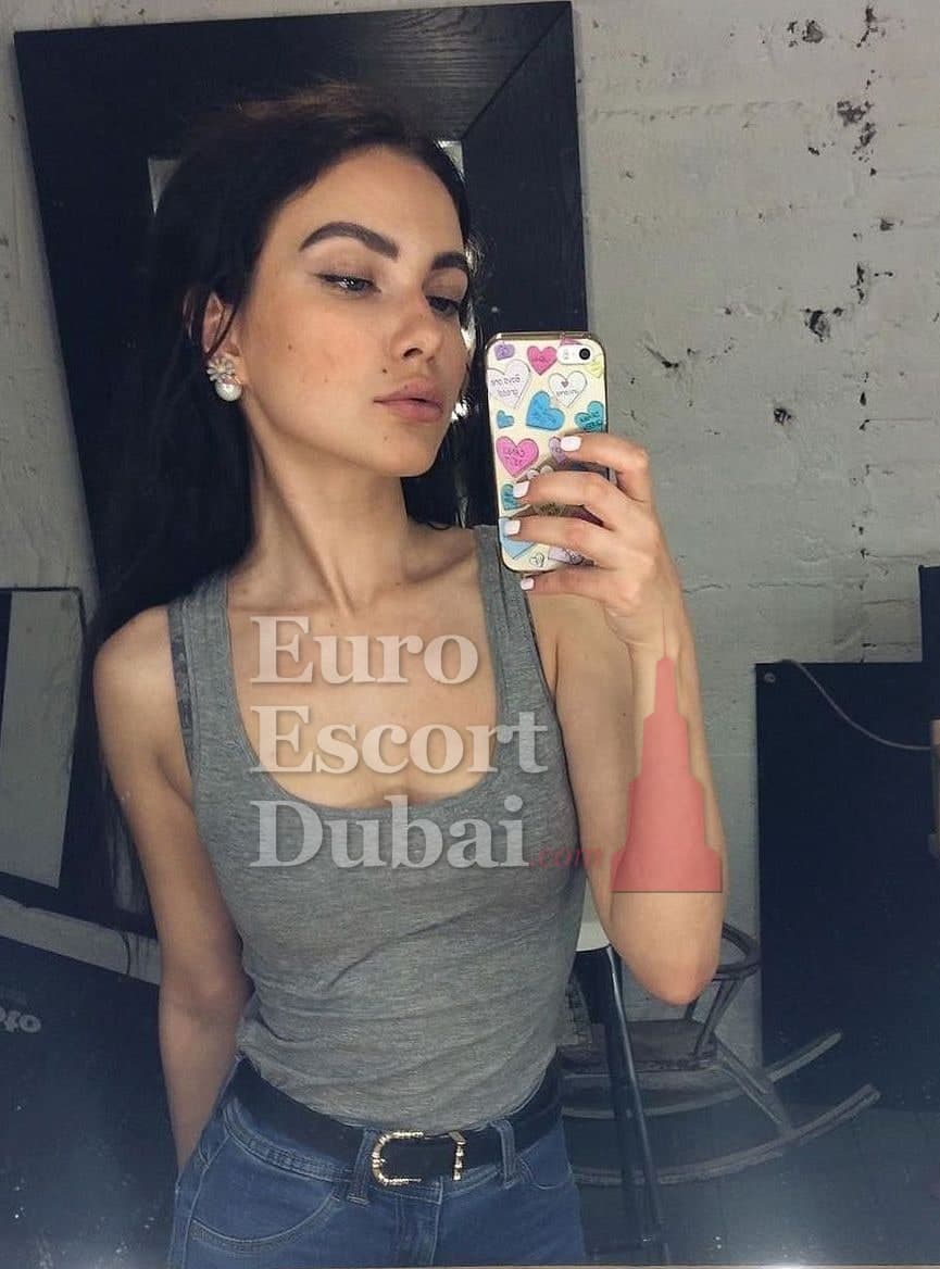 Miya, 30, escort in Dubai — Ukrainian, 168 cm (photo 2 of 8)