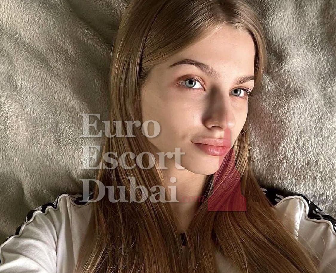 Dragana, 24, escort in Dubai — 170 cm, blonde hair (photo 2 of 10)