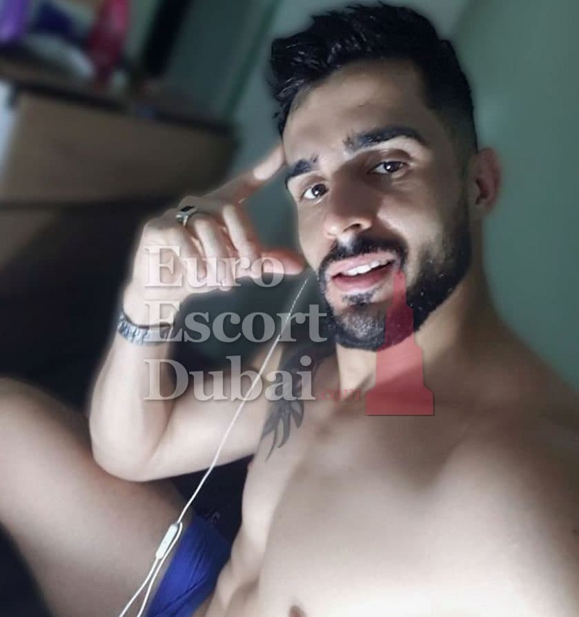 Ibrahim, 32, escort in Dubai — 180 cm, black hair (photo 6 of 13)