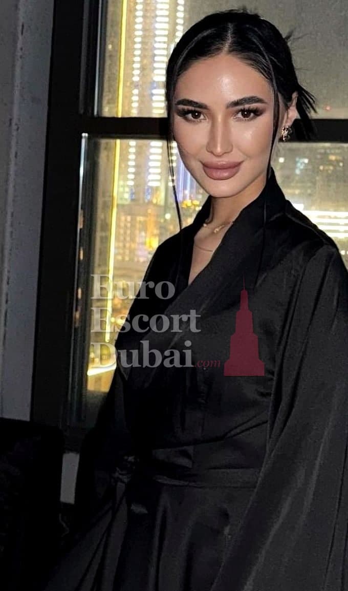 Shahnoza, 24, escort in Dubai — black hair, Uzbek (photo 7 of 13)