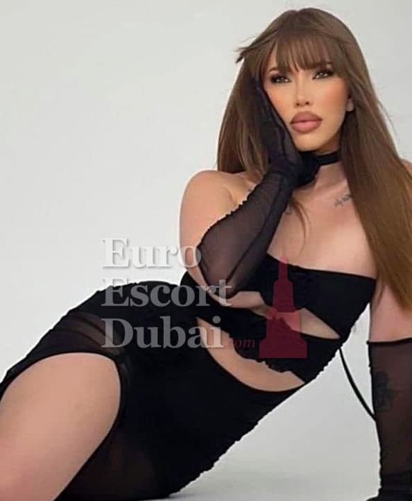 Josefina, 25, escort in Abu Dhabi — blonde hair, Colombian (photo 13 of 13)
