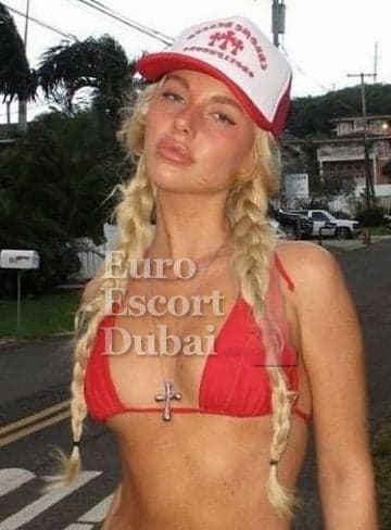 Tugce, 23, escort in Dubai — blonde hair, Turkish (photo 1 of 6)