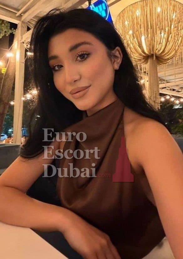 Saule, 22, escort in Dubai — 160 cm, black hair (photo 3 of 13)