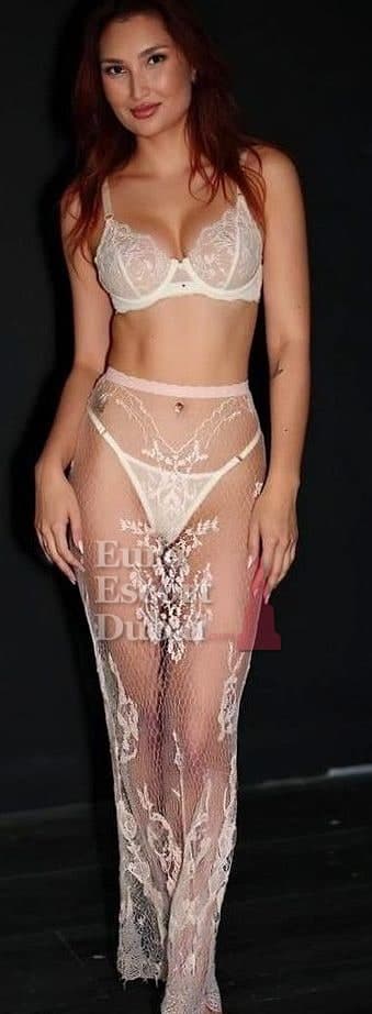Dilnaz, 27, escort in Dubai — 173 cm, red hair (photo 3 of 12)
