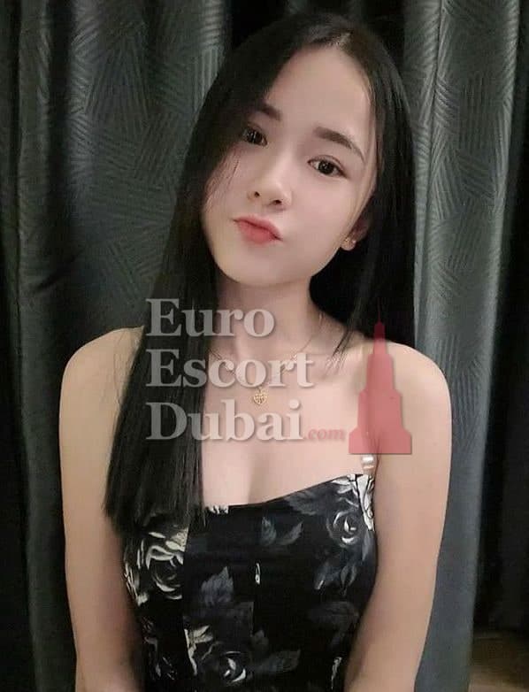 Nga, 26, escort in Abu Dhabi — 161 cm, black hair (photo 3 of 10)