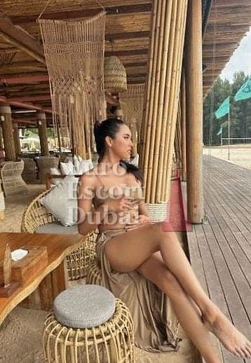 Fumiko, 23, escort in Dubai — 170 cm, black hair (photo 9 of 13)