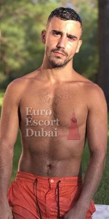 Hamza, 28, escort in Dubai — Brazilian, 173 cm (photo 2 of 10)