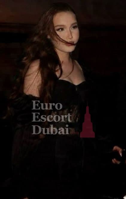Munisa, 18, escort in Dubai — Kazakh, 167 cm (photo 8 of 13)