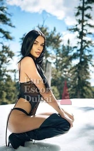 Guadalupe, 27, escort in Dubai — black hair, Brazilian (photo 7 of 13)