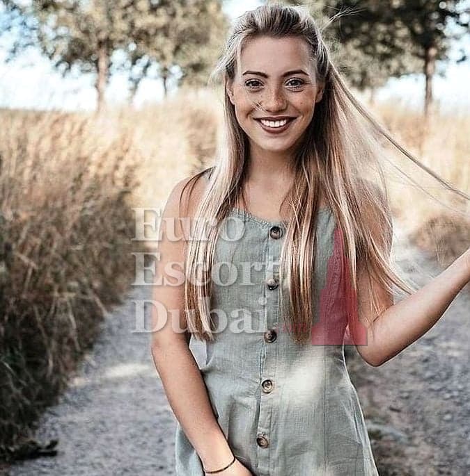Tuba, 21, escort in Dubai — 168 cm, blonde hair (photo 3 of 6)