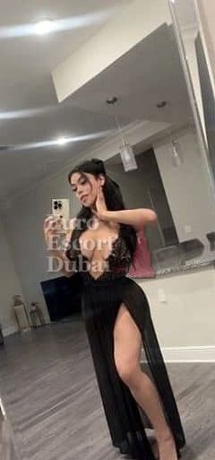 Daiane, 25, escort in Dubai — black hair, Brazilian (photo 4 of 10)