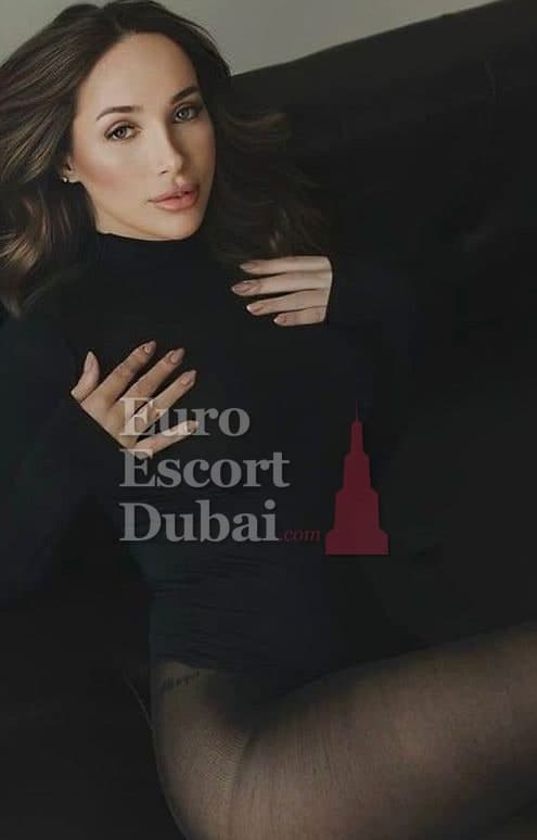 Genevieve Love, 23, escort in Dubai — brown hair, British (photo 1 of 10)