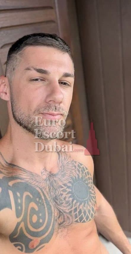 Timur, 29, escort in Dubai — black hair, 175 cm (photo 3 of 8)