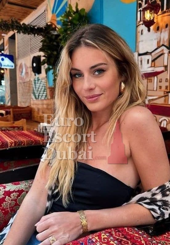 Charlotta, 21, escort in Dubai — blonde hair, French (photo 1 of 6)