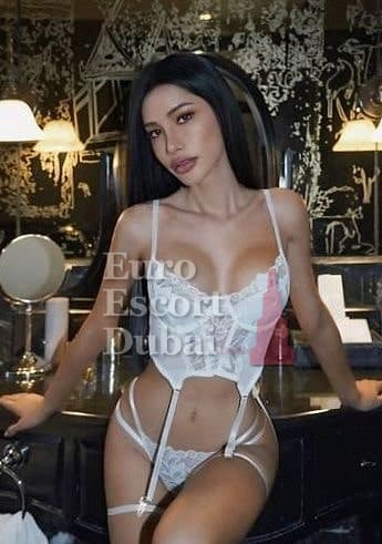 Minah, 26, escort in Dubai — black hair, Japanese (photo 13 of 13)