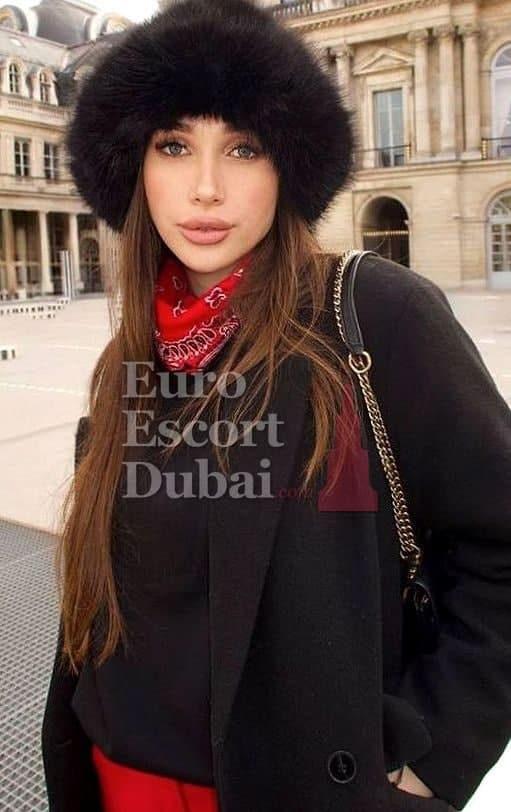 Genevieve Love, 23, escort in Dubai — 173 cm, brown hair (photo 9 of 10)