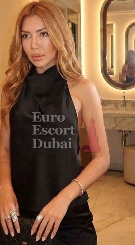 Arailym, 24, escort in Dubai — brown hair, Kazakh (photo 7 of 13)