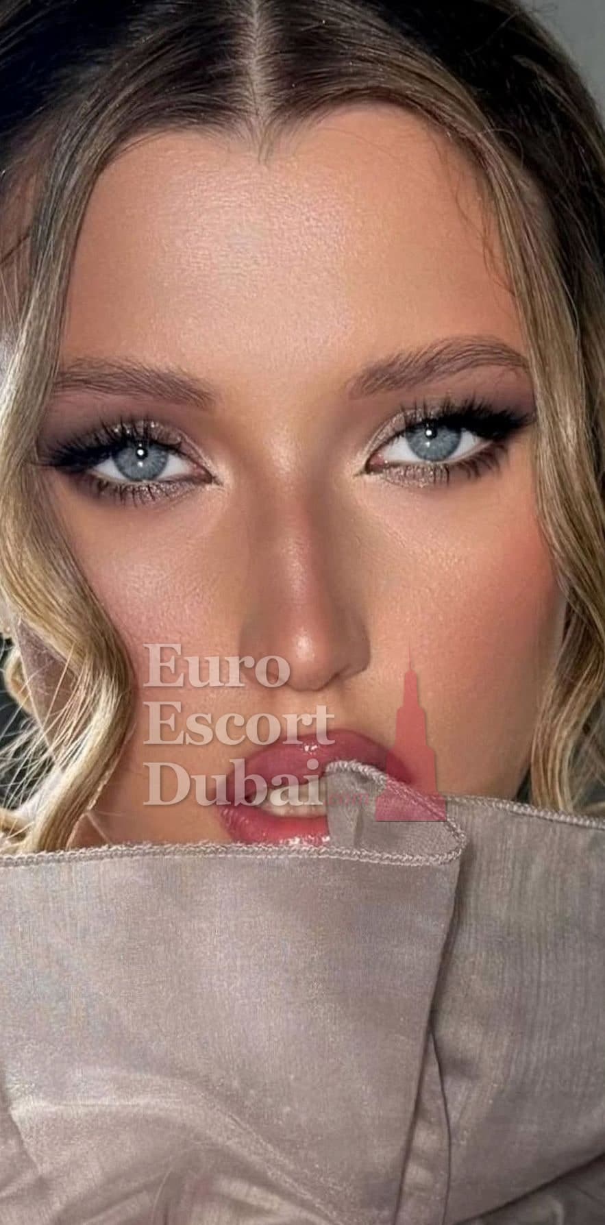 Adriana Sun, 20, escort in Dubai — brown hair, Russian (photo 1 of 13)