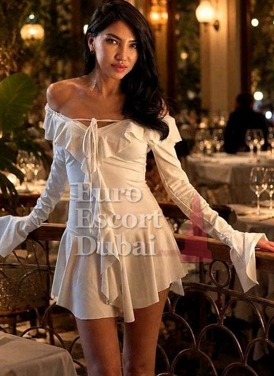 Mahliyo, 27, escort in Dubai — Kazakh, 170 cm (photo 11 of 13)