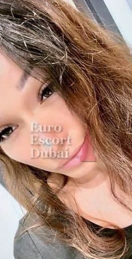 Ximena, 26, escort in Sharjah — brown hair, Colombian (photo 4 of 13)