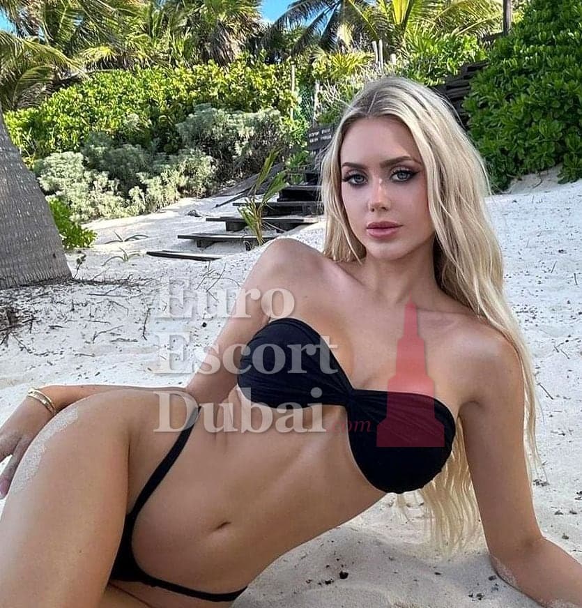 Katerina, 24, escort in Abu Dhabi — 170 cm, blonde hair (photo 2 of 10)