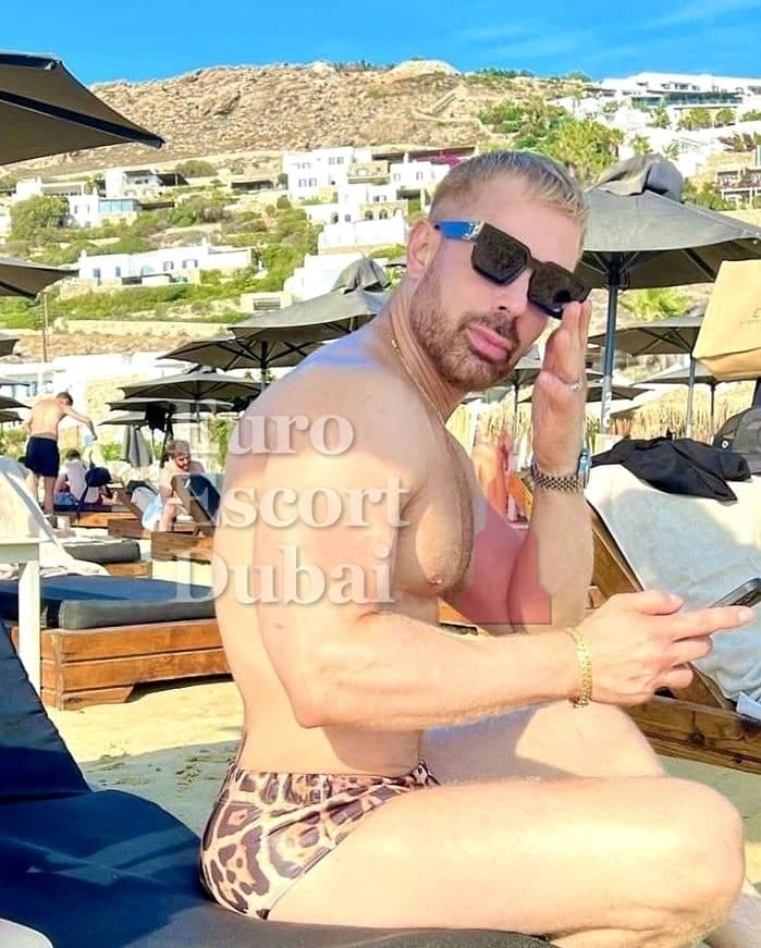 Max, 31, escort in Abu Dhabi — 178 cm, blonde hair (photo 6 of 13)