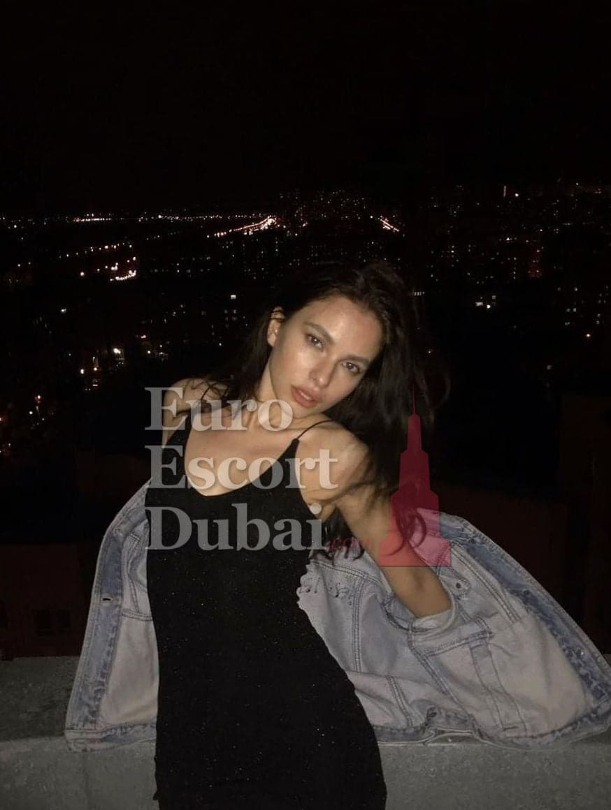 Miya, 30, escort in Dubai — 168 cm, brown hair (photo 6 of 8)