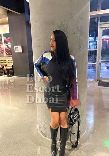 Lucila, 27, escort in Dubai — black hair, Brazilian (photo 7 of 13)