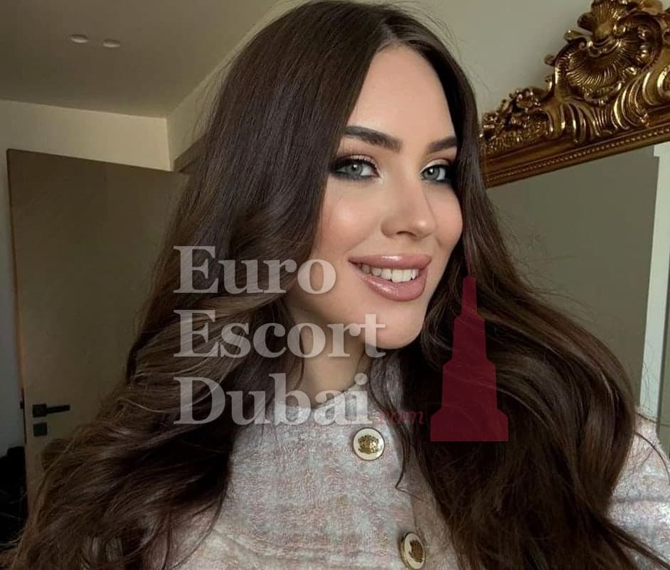 Kamilla, 23, escort in Dubai — Russian, 174 cm (photo 11 of 13)