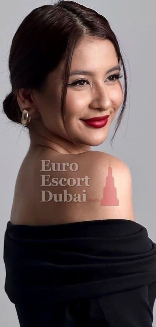Jimena, 24, escort in Dubai — 166 cm, brown hair (photo 2 of 13)